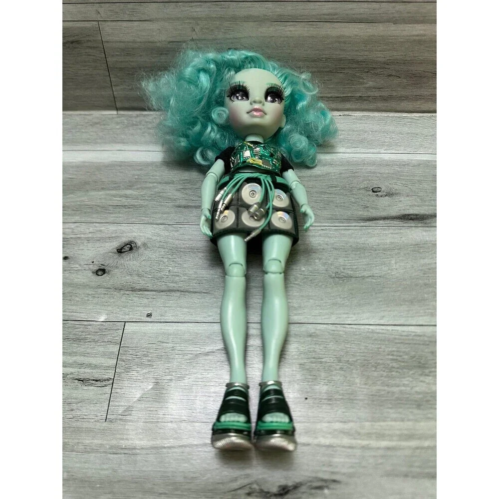 Rainbow High Berrie Aqua Curly-Hair Fashion Doll with Speaker Skirt
